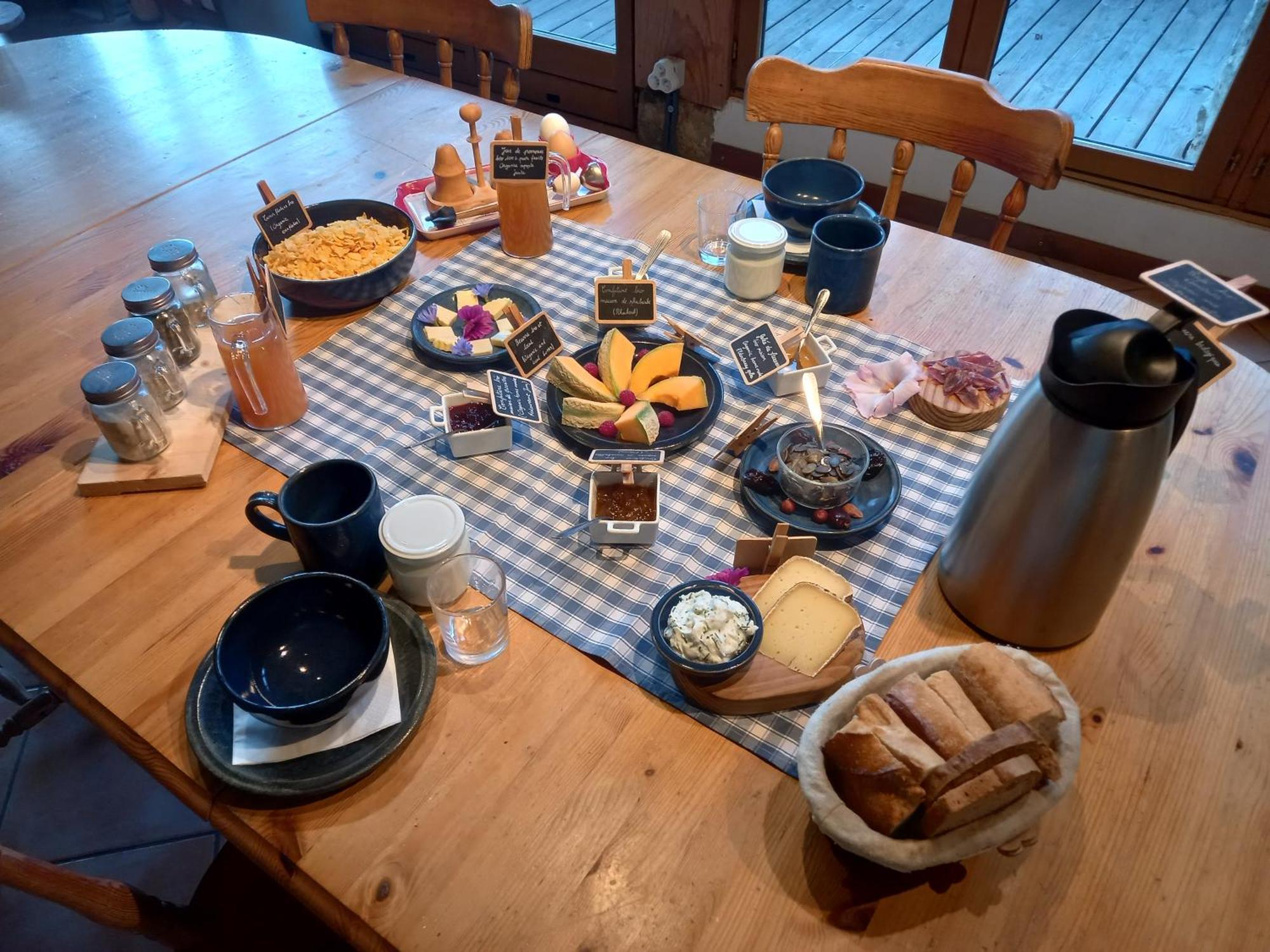 Valreley, Chambres Et Table D'Hotes Eco-Friendly Avec Bain Nordique Au Sud Du Massif Du Jura Champagne-en-Valromey 외부 사진