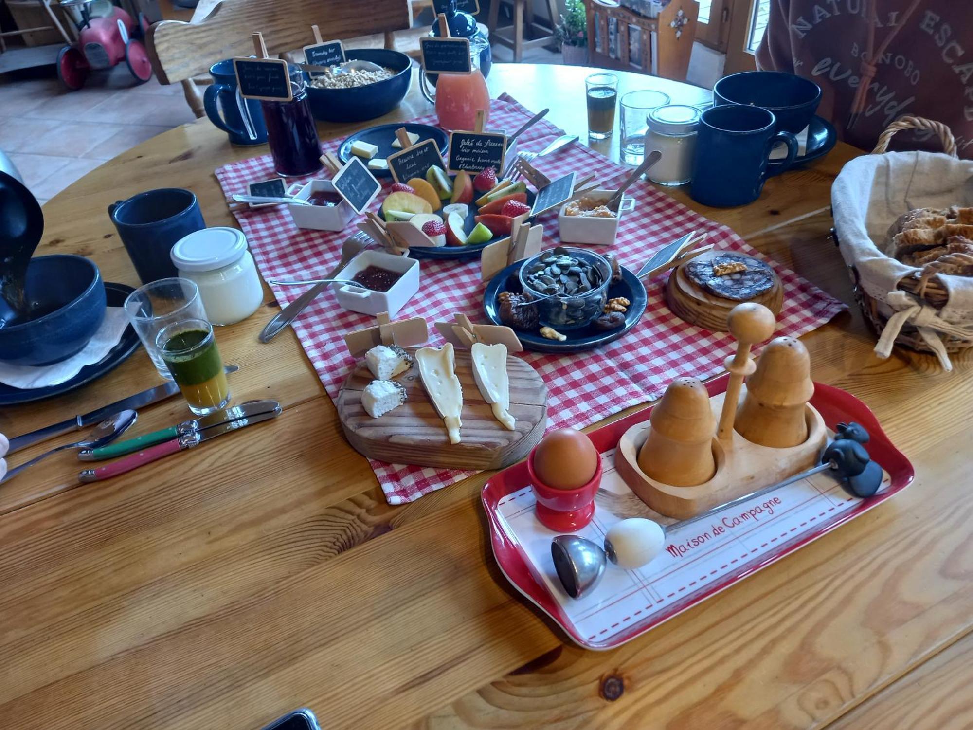 Valreley, Chambres Et Table D'Hotes Eco-Friendly Avec Bain Nordique Au Sud Du Massif Du Jura Champagne-en-Valromey 외부 사진